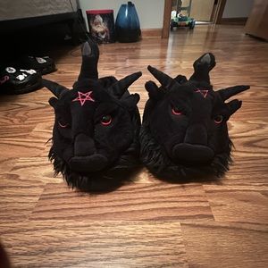 Killstar dark lord slippers M/L